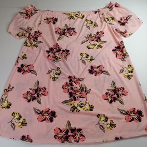 West‎ Loop Dress